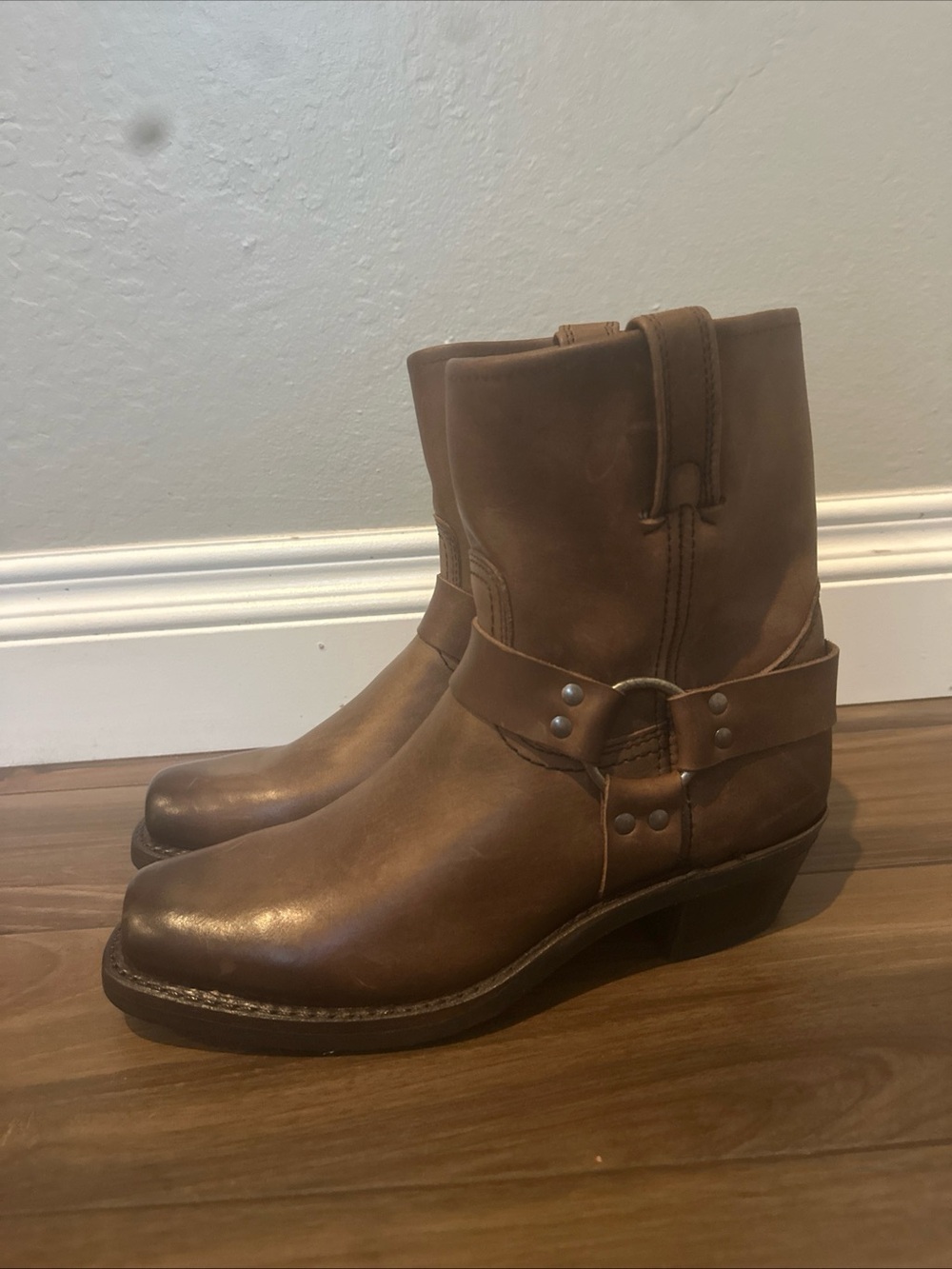 Frye HARNESS 8R Boot Women’s Size 10